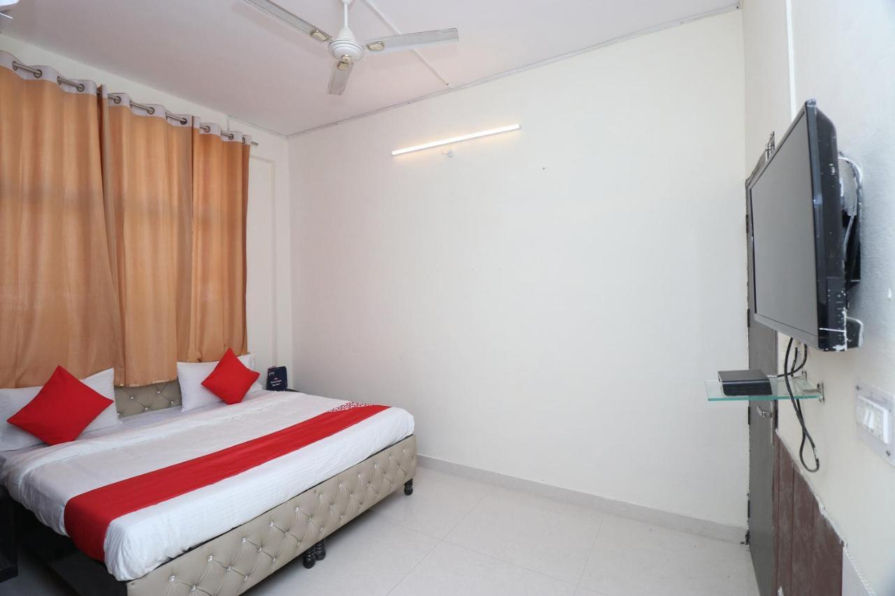 Oyo 26652 Roop River Resort Naupala エクステリア 写真