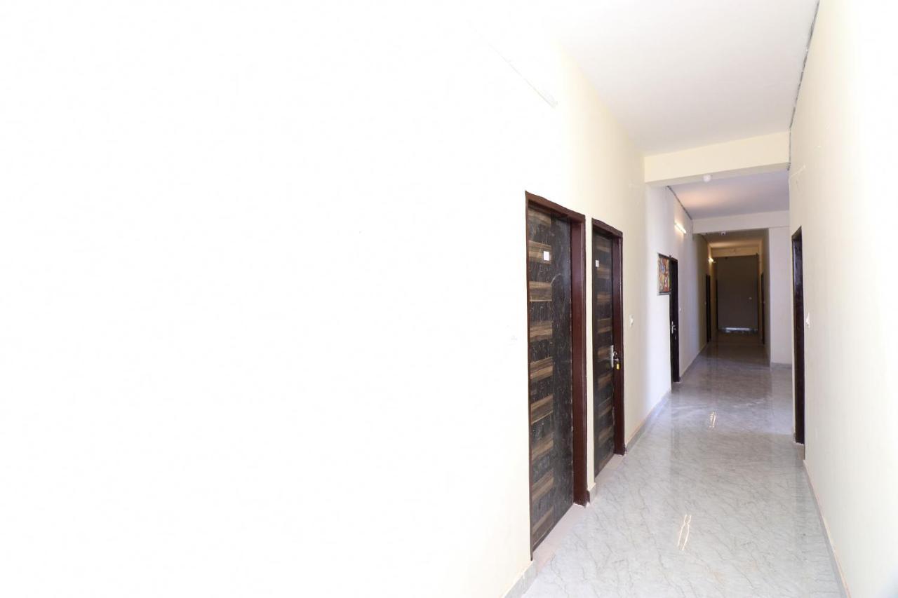 Oyo 26652 Roop River Resort Naupala エクステリア 写真